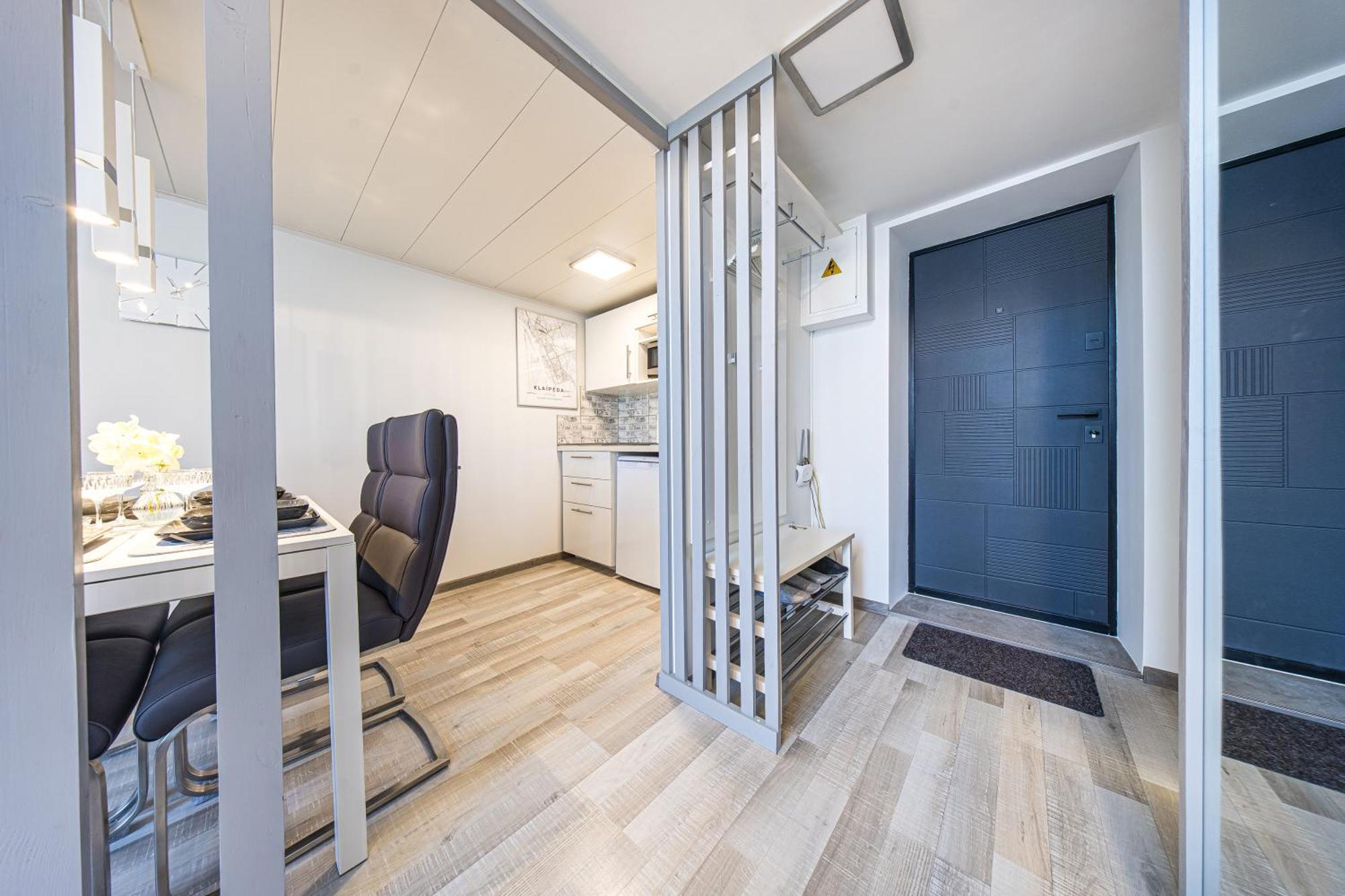 Loft Apartment In Klaipeda Oldtown Bagian luar foto