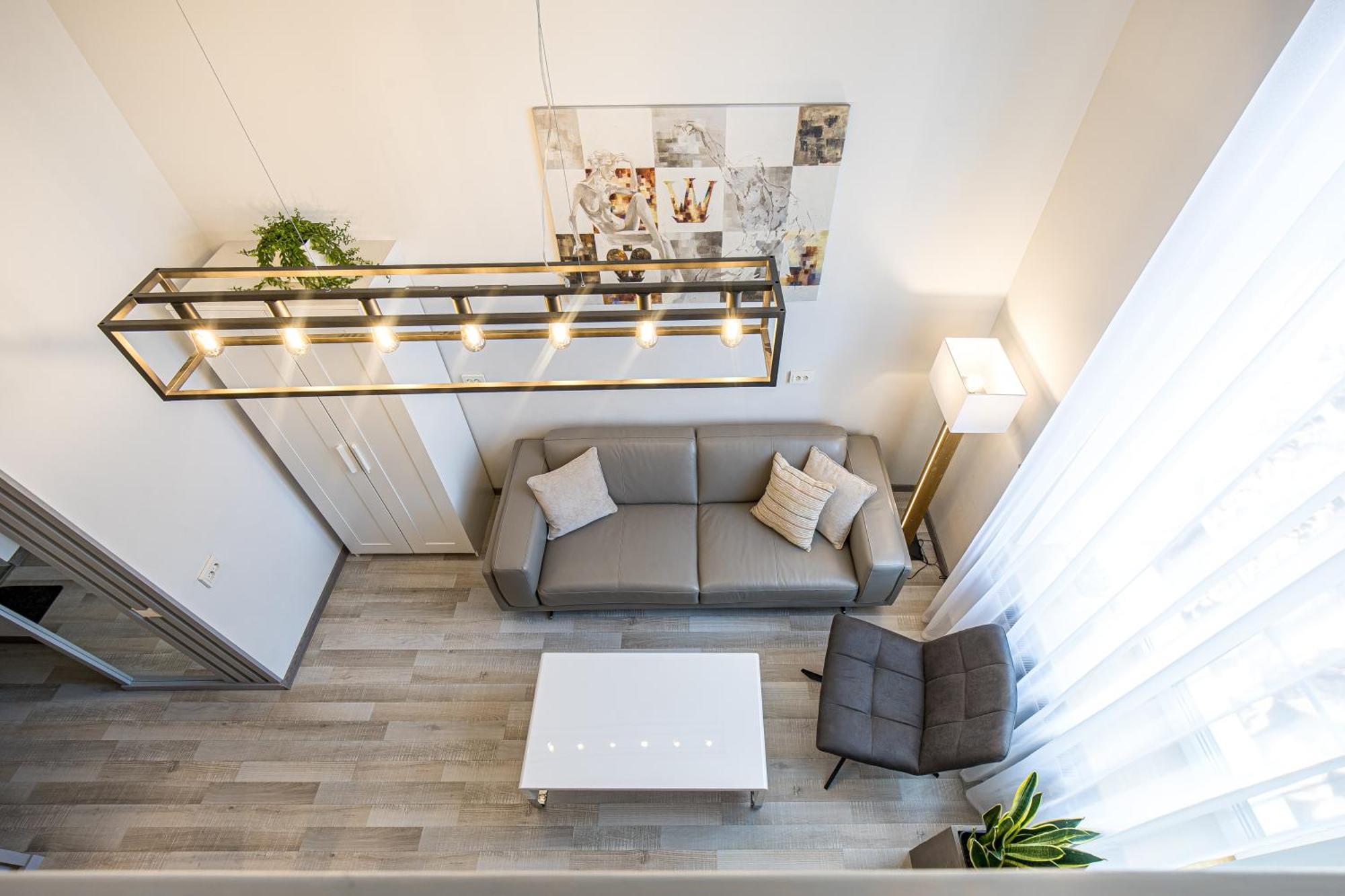 Loft Apartment In Klaipeda Oldtown Bagian luar foto